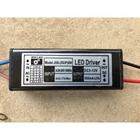 Драйвер для светодиодного прожектора 9-10W IP65 Код. 58930